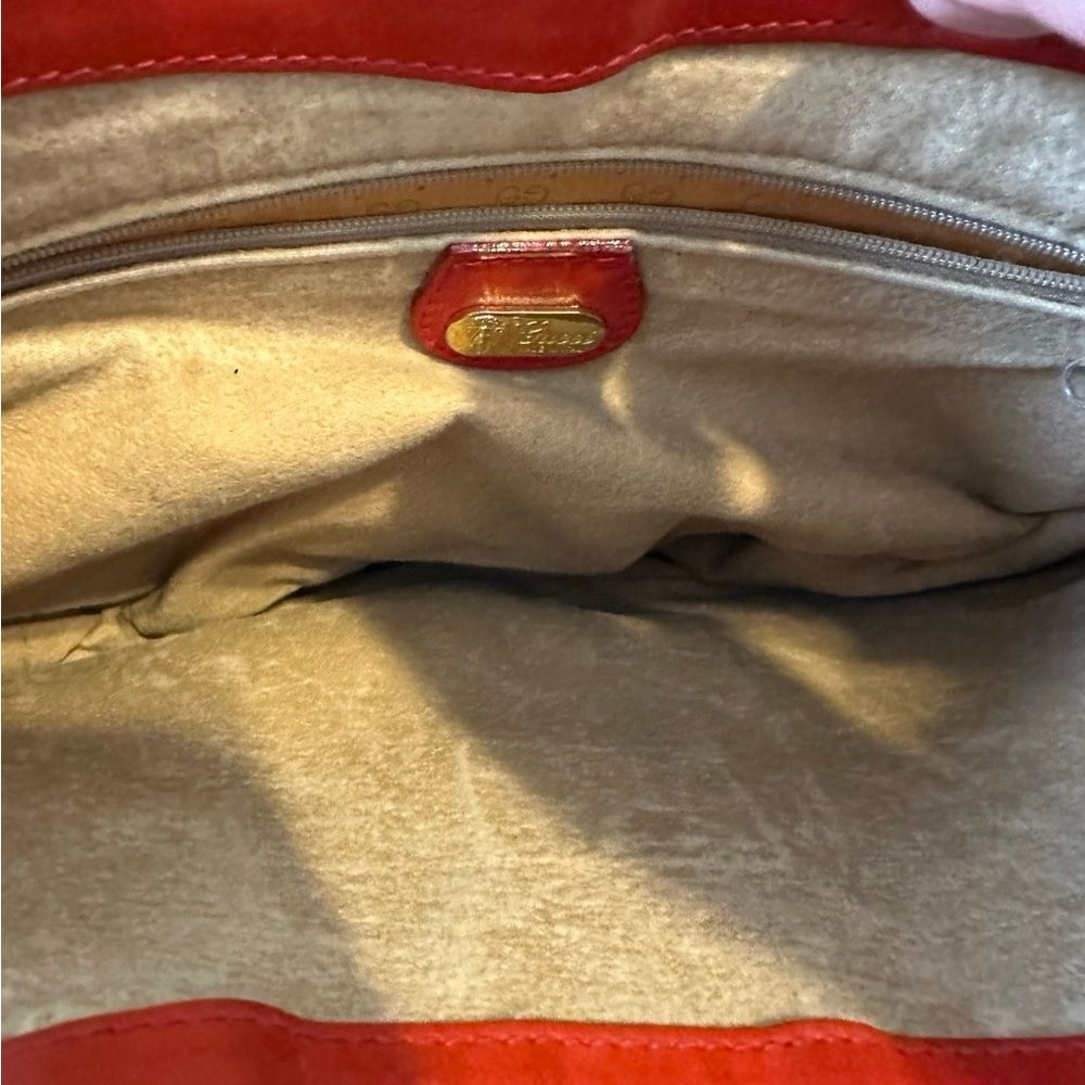 Gucci Red Crescent Shoulder Bag with Gold Logo Plaque - Picture 7 of 12